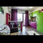 Summerland Sun Apartments
