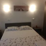 Iusein Cazare - Mamaia Nord