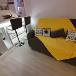 Alessia Lux Apartament Prima Linie Malul Marii