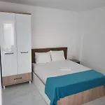 Savoy Mamaia Studio