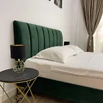 Md Sea Apartments - Casa Del Mar