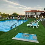 Pensiunea Paradiso Sarinasuf