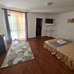 2 Bedrooms Luxury & 7 Apartments Villa Camelia Eforie Sud