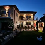 Vila Niki