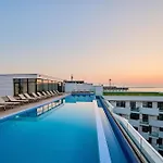 Newvision Apartment In Infinity Beach Resort - Parking