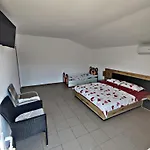Casa Rares Costinesti