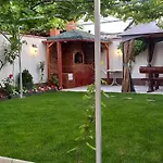 Casa Bianca Si Andrei