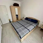 Flowers Apartament Mamaia Nord
