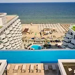 Teona - Infinity Pool & Spa Resort