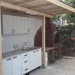 Vila Dona Cu Piscina