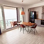 Amelie'S Place
