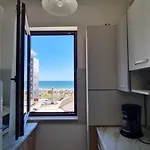 Iris H18 Apartment