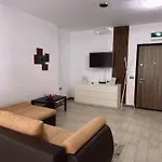 Desiree Beach Apartment