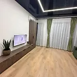Queens Suite