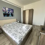 Ida Summer Mamaia