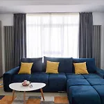Isabela Apartment By Alz