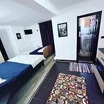 Vila Khalo