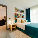 Elite Beach & Spa Resort Mamaia Nord Cu Piscina Incalzita Spa