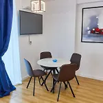 Elite Apartment By Signature