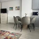 Studio Mamaia