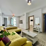Brizza Apartments Alezzi M-71