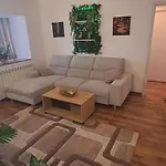 Apartament La Malul Marii Strada Rozelor Etaj 4
