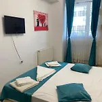Apartament 2 Camere Maho Beach