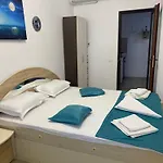 Apartament 2 Camere Maho Beach