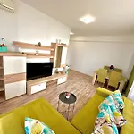 Marcony Summerland Apartments