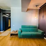 Pupa Residence 2