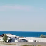 Summerland Vibe Mamaia