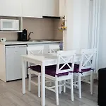 Almar Luxury Residence - Renting Apartments & Free Pool