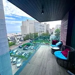Blue Bike Seaview Apartment