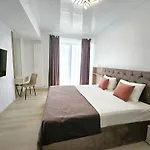 Black Sea Studios And Apartments