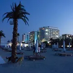 White Tower Mamaia Residences