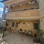 Vila Theo