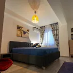 Sunny View Suites Mamaia By Moonlight Apartments