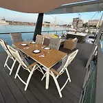 Seaesta Floating House
