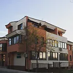 Vila Tonis