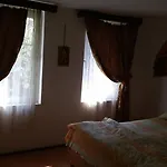 La Buni Vama Veche