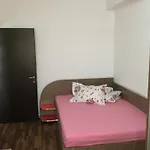 Poarta Sarutului Apartment Sat Vacanta