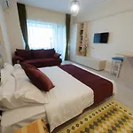 Studio Mamaia