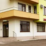 Holiday Summerland Apartment