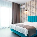 Friday Hotel