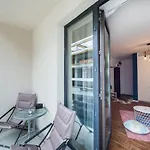 Ahsante Beach Apartment