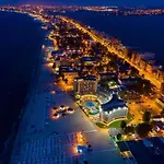 Seaview Serviced Apartments Constanta