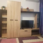 Apartament Cu 2 Camere Situat La 5 Minute De Statiunea Mamaia