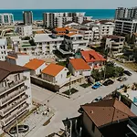 Breezy House Mamaia Nord