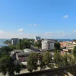 Dya * Ap Decomandat 2 Cam * Sat Vacanta