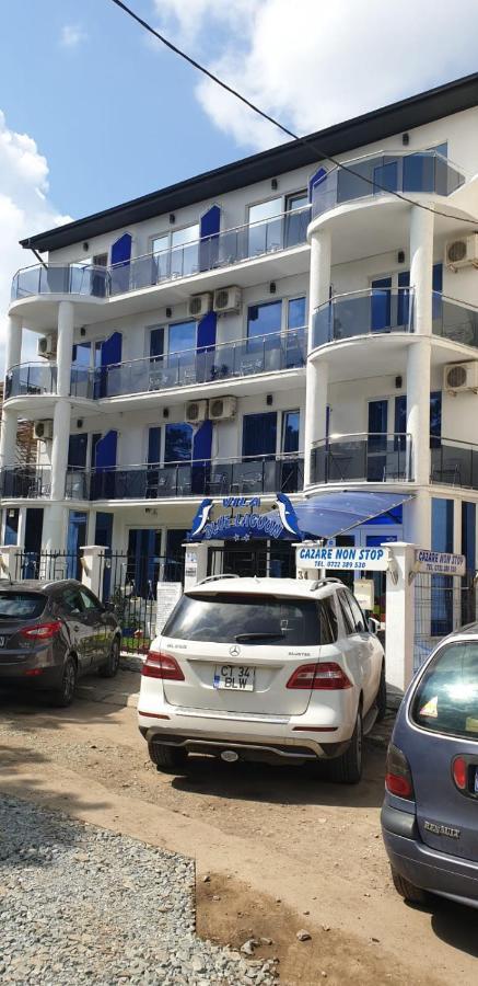 Blue Lagoon Guest house *